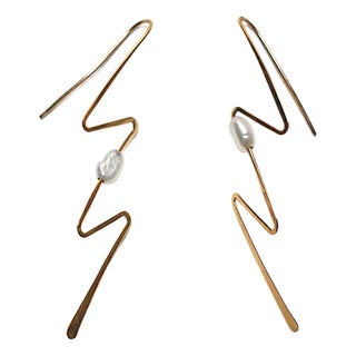 14kt Gold Lightning Bolt Earrings With Pearls For Sale