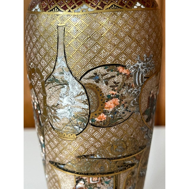 Exquisite Japanese Satsuma Vase by Seikozan For Sale - Image 15 of 17