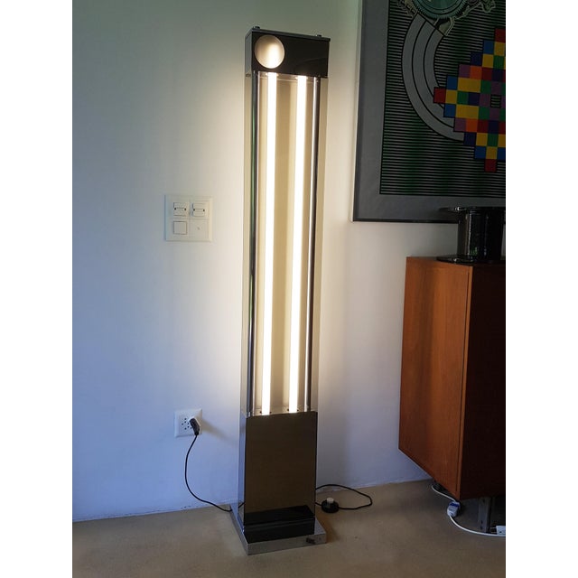 1970s Chrome-Plated Metal & Smoked Glass 2 Neon Floor Lamp, 1970s For Sale - Image 5 of 18