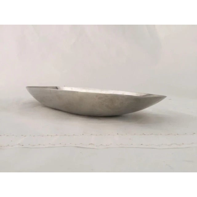 Mid-Century Stainless Serving Bowl For Sale In New York - Image 6 of 6