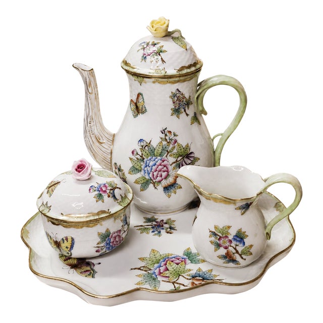 Vintage Herend Queen Victoria Vbo Hand-Painted Porcelain Tea & Coffee Service - Set of 4 For Sale