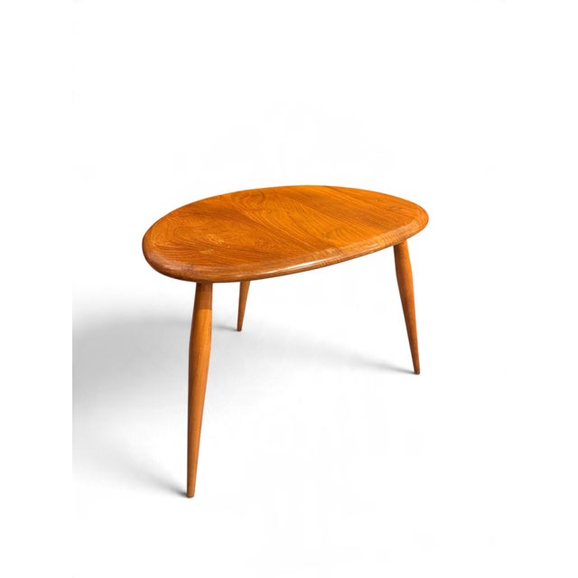 1960s Nesting Tables by Lucian Ercolani for Ercol, 1960s, Set of 3 For Sale - Image 5 of 13