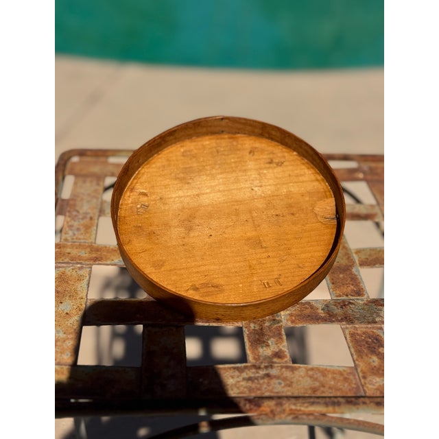 Pair Antique Shaker-Style Bentwood Boxes, Oval & Round, 19th–Early 20th Century For Sale - Image 13 of 14
