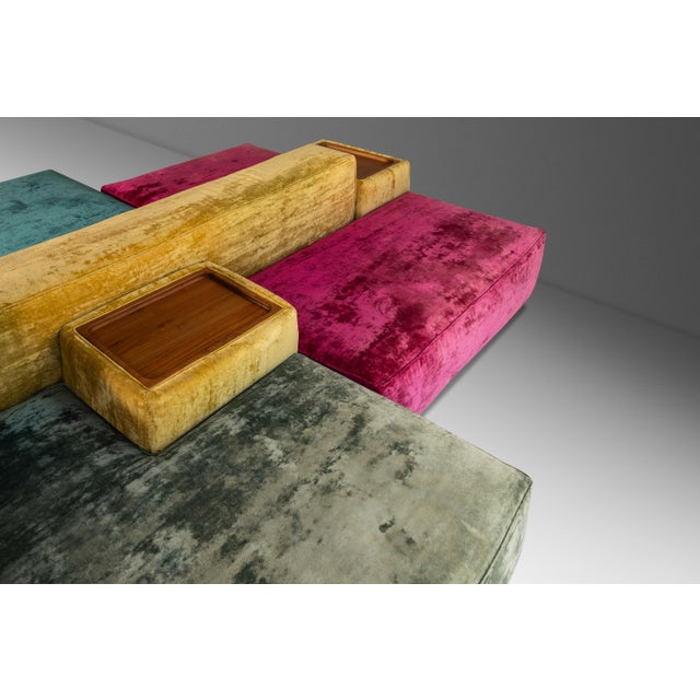 Mid-Century Italian Modern Modular Rainbow Double Sided Sofa / Sectional by Vibieffe, Italy, Circa 2000s For Sale - Image 9 of 12