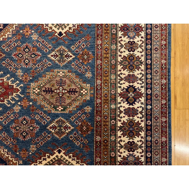 1990s Large Kazak Rug – Handmade Tribal Wool Area Rug With Geometric Pattern - 8′9″ × 12′ For Sale - Image 6 of 10