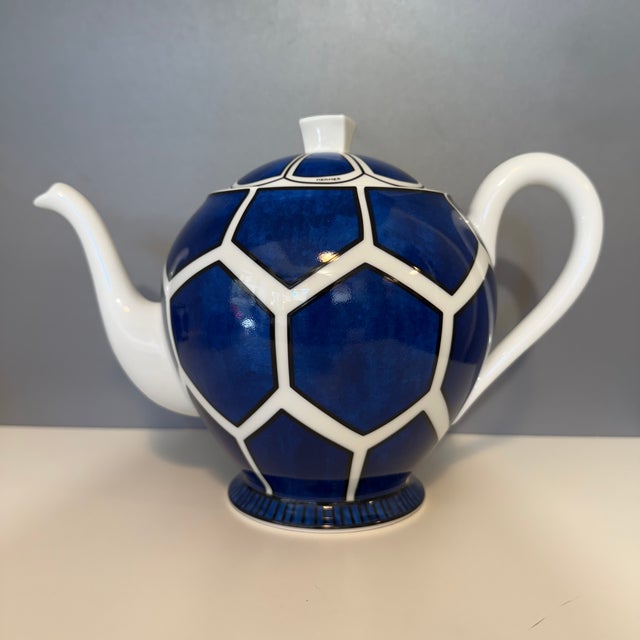 Splendid and rare tea set Hermès, Bleus d'Ailleurs collection Consisting of a total of 6 pieces Teapot, sugar bowl, two...