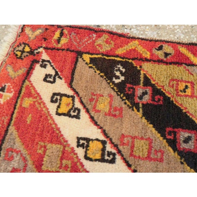 Galerie Shabab Collection Mid-20th Century Turkish Anatolian Rug For Sale - Image 4 of 8