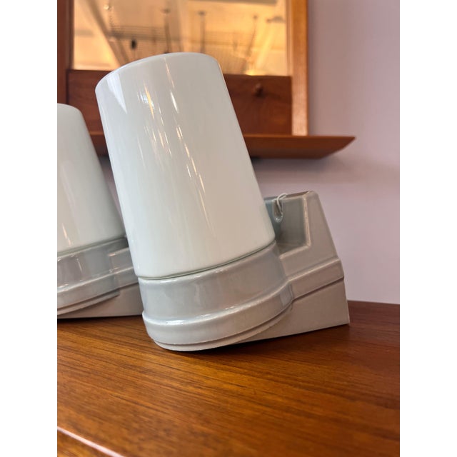 Both lamps are sold as a set. Screws and dowels, bulbs, and Wago terminals are included. Further information: Socket: E14...