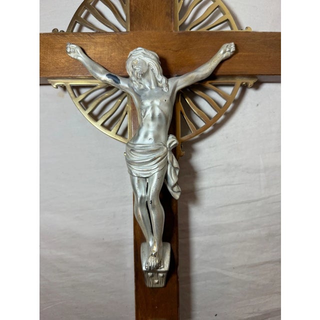 Large Vintage Church Used Wood Brass Ceremonial Processional Crucifix Cross For Sale - Image 4 of 13