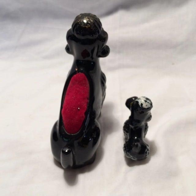 1960s Vintage Poodle Ceramic Pin Cushion & Assistant For Sale - Image 5 of 11