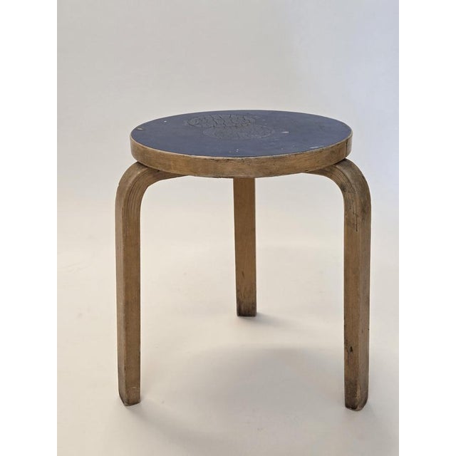 Mid-Century Modern Vintage Stools by Alvar Aalto for Artek, 1950s, Set of 2 For Sale - Image 3 of 15