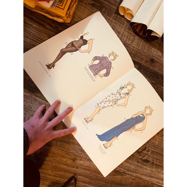 Alabaster Marilyn Monroe Paper Doll Book/Uncut For Sale - Image 8 of 9
