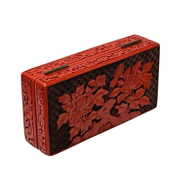Hand Craft Vintage Chinese Red Lacquer Rectangular Floral Accent Box For Sale - Image 9 of 9