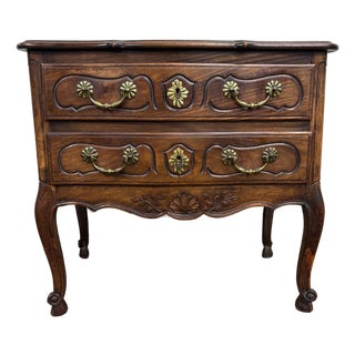 Vintage French Provincial Louis XV Style Carved Commode Dresser Chest of Drawers For Sale