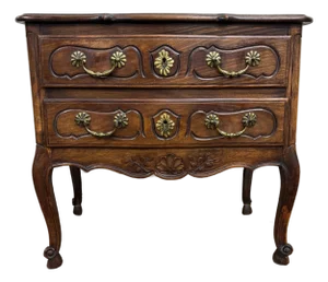 Vintage French Provincial Louis XV Style Carved Commode Dresser Chest of Drawers