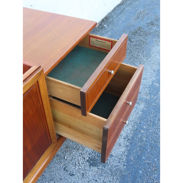 Brown Lane Mid Century Cedar Chest Blanket Trunk With Side Drawers 6329 For Sale - Image 8 of 16