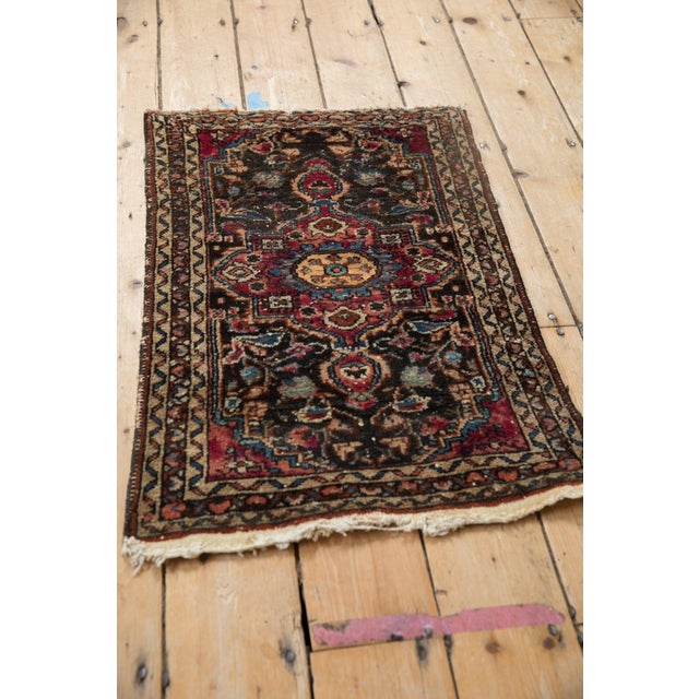 Textile Vintage Lilihan Square Rug Mat - 1'10" x 2'8" For Sale - Image 7 of 8