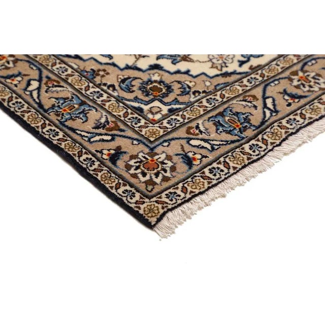 Kashan Rug in Virgin Wool For Sale - Image 5 of 11