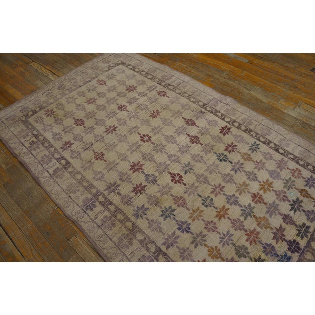 1920s 1920s Ivory Purple Geometric Triban Antique Indian Cotton Agra Rug 3'10" X 6'8" Pile Knotted Carpet For Sale - Image 5 of 13
