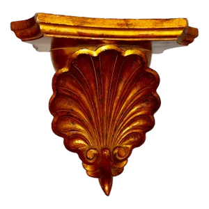 1980s Hollywood Regency Gilded Gold Toned Shelf Wall Sconce in Shell Form