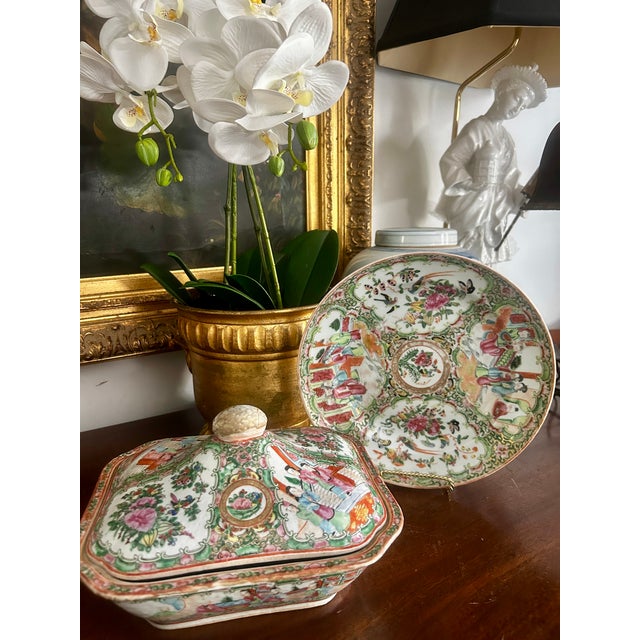 Antique Chinese Rose Medallion Covered Dish For Sale In Kansas City - Image 6 of 6