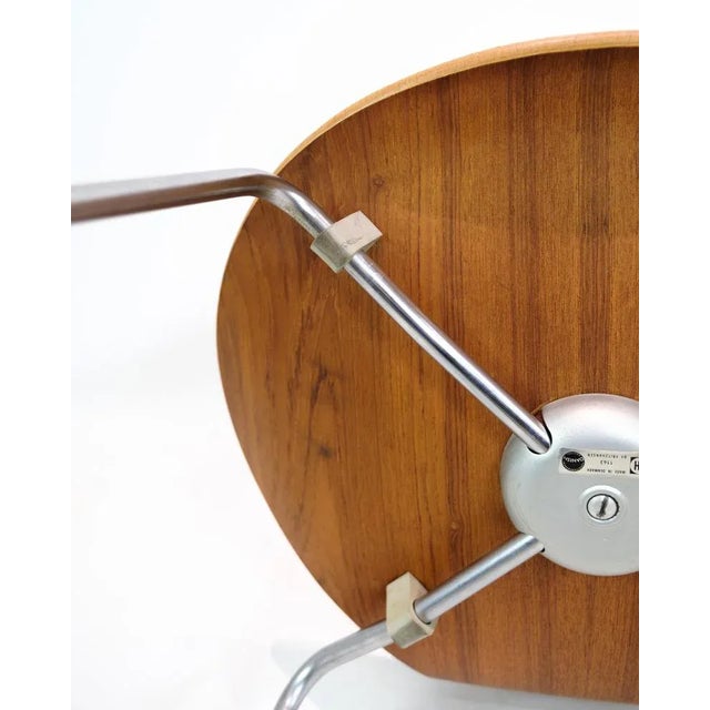 Gold Seven Chairs in Teak Wood attributed to Arne Jacobsen and Fritz Hansen, 1960s, Set of 4 For Sale - Image 8 of 12