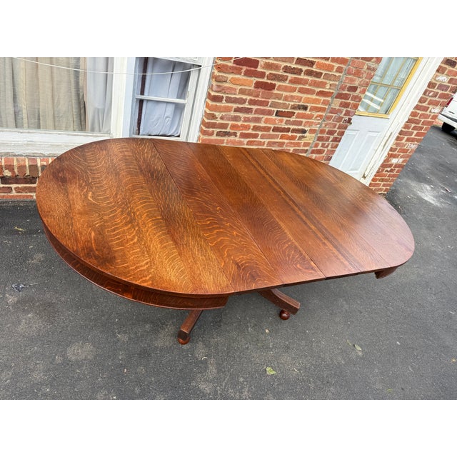 Brown Antique Art & Craft Regency Style Tiger Oak Extendsion Round Dining Table With 4 Leaves For Sale - Image 8 of 18