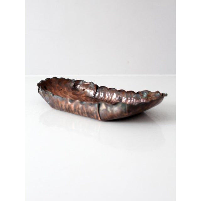 Mid 20th Century Mid-Century Gregorian Handmade Hammered Copper Tray For Sale - Image 5 of 14