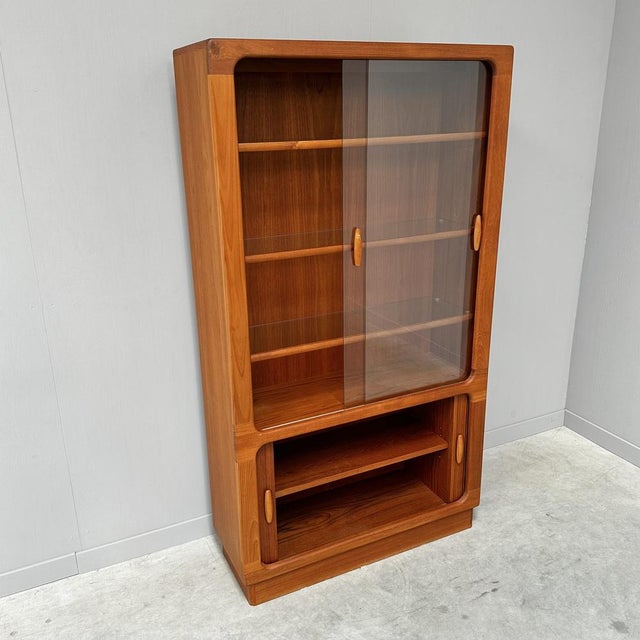 Danish Display Cabinet in Teak by Dyrlund, 1980s For Sale - Image 13 of 15