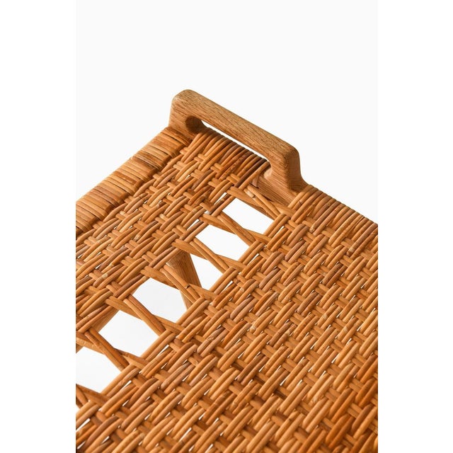 Folding Easy Chair in Cane and Oak from Hans Wegner, 1949 For Sale - Image 9 of 11