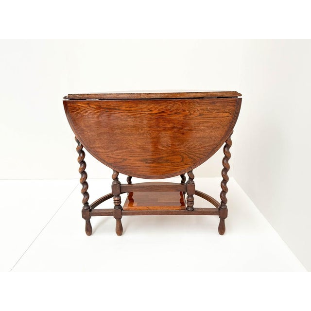 1920s Antique Oak Drop-Leaf Side Table with Barley Twist Legs, 1920s For Sale - Image 5 of 11