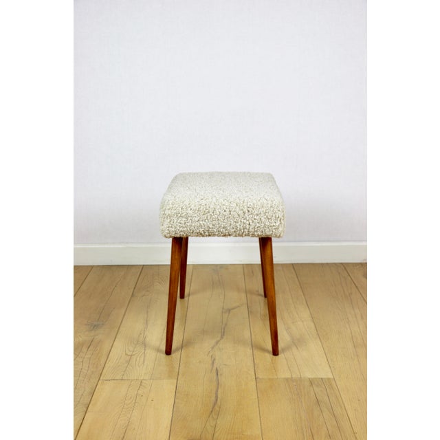 High Stool in Boucle Beige For Sale - Image 6 of 8