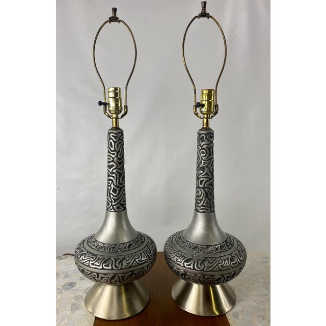 Mid-Century Silver Ceramic Plasto Abstract Lamps - a Pair For Sale - Image 10 of 10