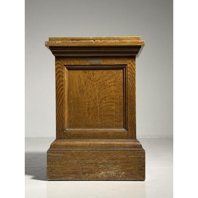 20th Century Classic Wooden Pedestal For Sale - Image 10 of 14