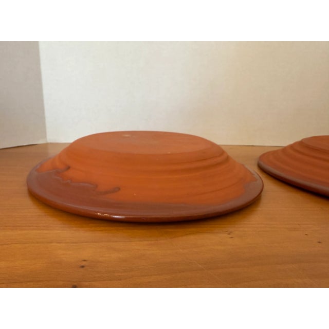 1940s Pair of American Slip-Decorated, Glazed Redware Plates With Swirl or Coiled Design For Sale - Image 12 of 14