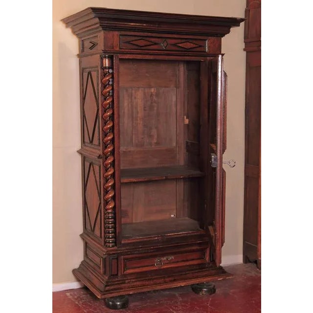 18th Century French Louis XIII Walnut Bonnetière Armoire From Périgord For Sale - Image 10 of 10