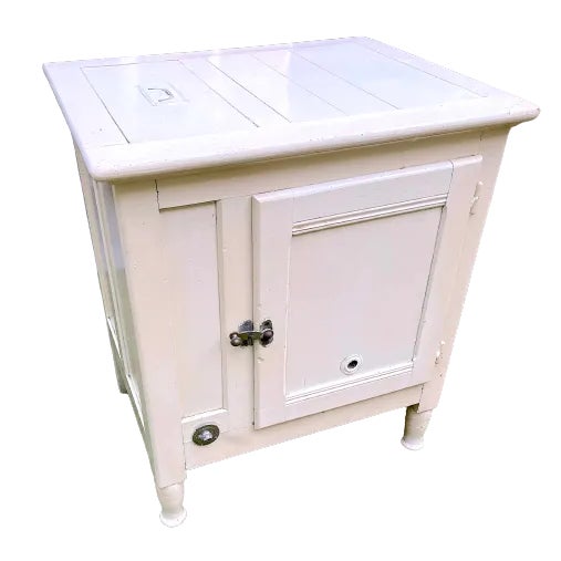 White-cream oak wood Vintage Fridge-Cabinet, France end of the 1950's. The cabinet can perfectly be used as a drink....