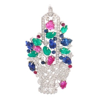 1980s Tutti Frutti Emerald Ruby Sapphire Diamond 18k White Gold Brooch Pendant For Sale