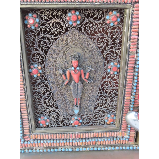 Nepalese Shrine Temple Prayer Cabinet Gilt Coral Turquoise Figural Altar 4491b For Sale In Miami - Image 6 of 18