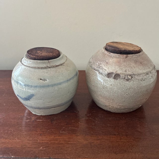 Chinese Pair of 16th Century Chinese Spice Jars For Sale - Image 3 of 6