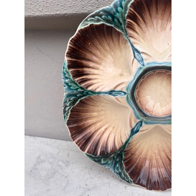 De Sarreguemines Majolica Oyster Plate Sarreguemines Digoin, Circa 1900 For Sale - Image 4 of 5
