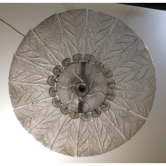 Barovier e Toso 1960s Italian Clear Graniglia Murano Leaves Flush Mount For Sale - Image 4 of 10
