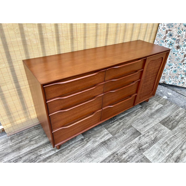 Hickory Furniture Fully Restored Mid Century Modern Dresser by Hickory Manufacturing Company. Circa 1960s For Sale - Image 4 of 12
