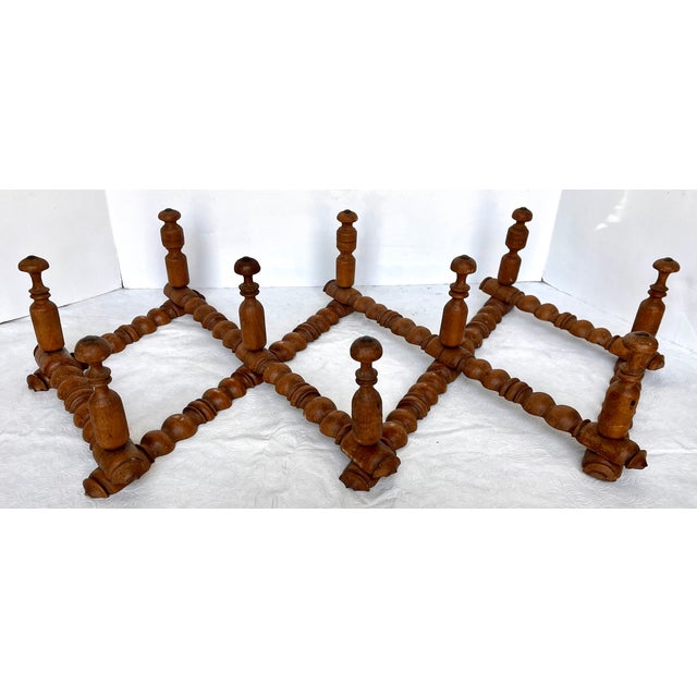 Vintage French Spindle Turned Wood Expandable Coat/Hat Rack For Sale - Image 4 of 15