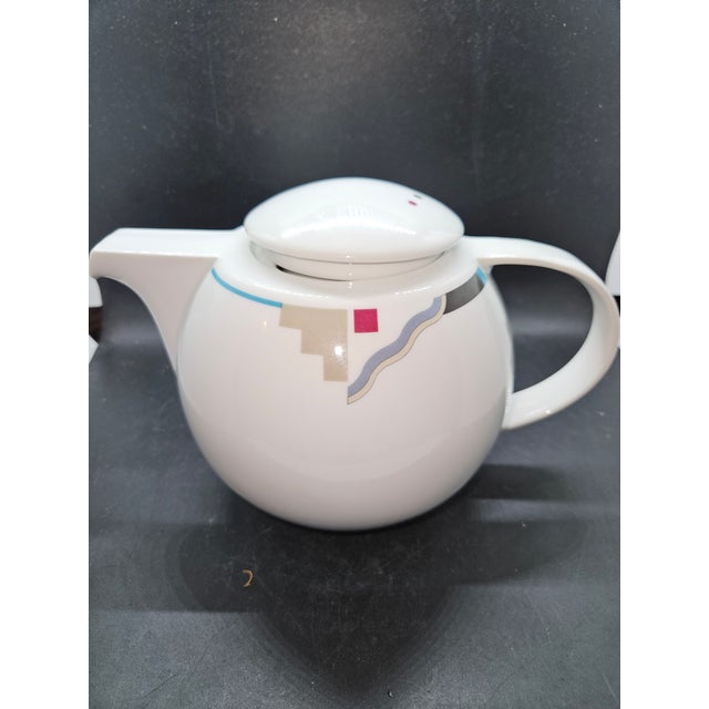 White Vintage Studio Nova Attitudes Y0105~Tea, Memphis/Art Deco Teapot For Sale - Image 8 of 9