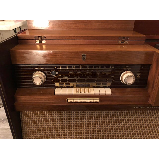 Brown 1950s Mid Century Modern Grundig Majestic Stereo Model So 132 For Sale - Image 8 of 13