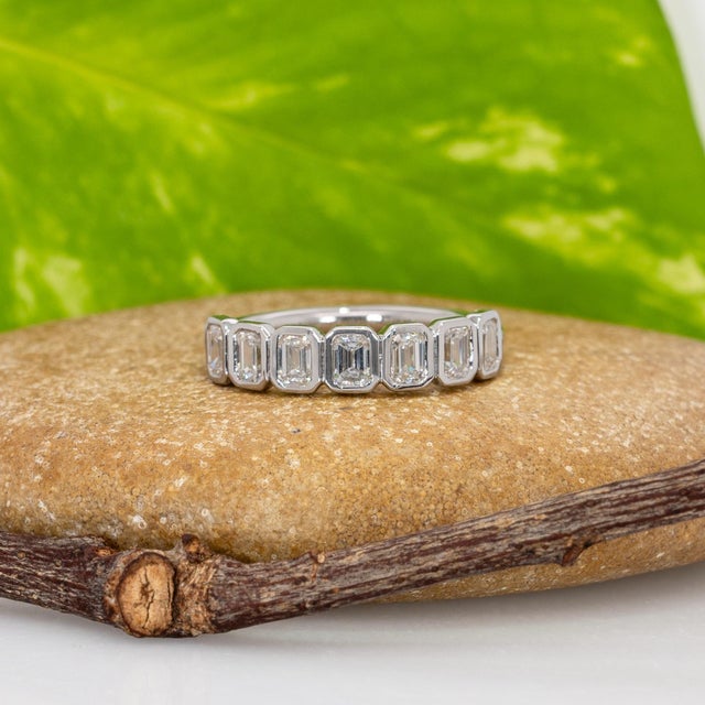 2020s 1 Carat Lab Grown Diamond Band Ring – Solid 14k Gold Wedding Band, Size 6.75 For Sale - Image 5 of 9