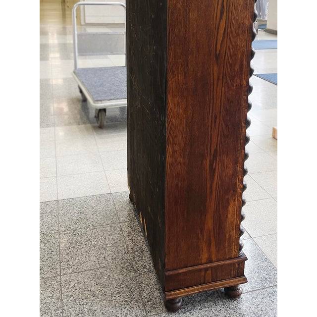 19th Century Carved Oak Bookcase Cabinet in the Style of R. J. Horner & Co. For Sale - Image 16 of 17