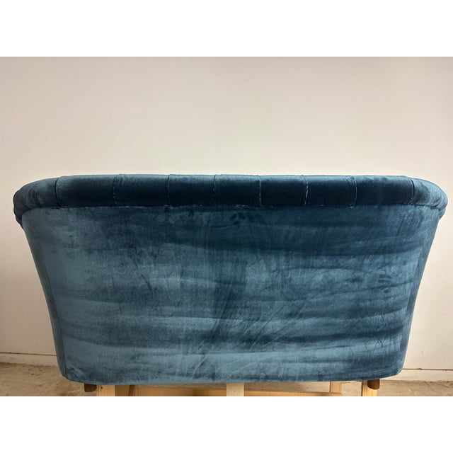 Ward Bennett 1970s Ward Bennett Tufted Velvet Loveseat For Sale - Image 4 of 10