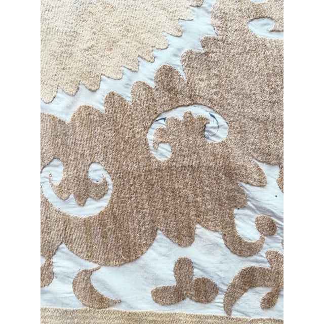 1960s Suzani Tribal Textile - Hand-Embroidered Embroidery For Sale - Image 5 of 8